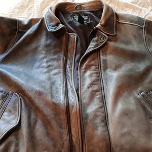 Mens XL leather jacket